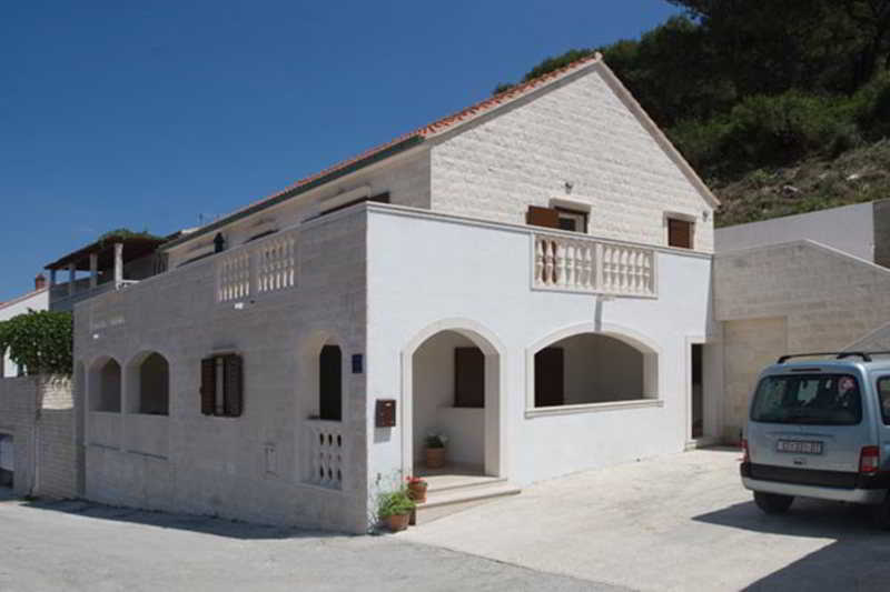 Villa Pucisca Extérieur photo